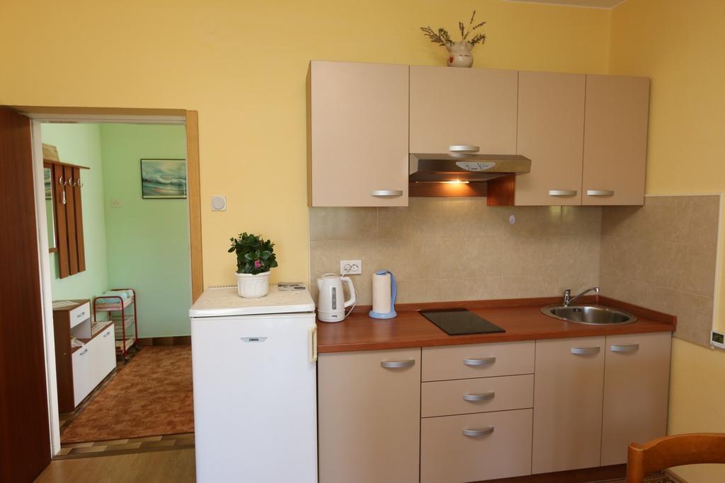 Apartment Mihajic M Klimno Bagian luar foto