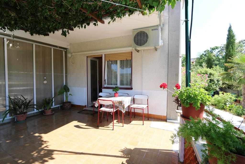 Apartment Mihajic M Klimno Bagian luar foto